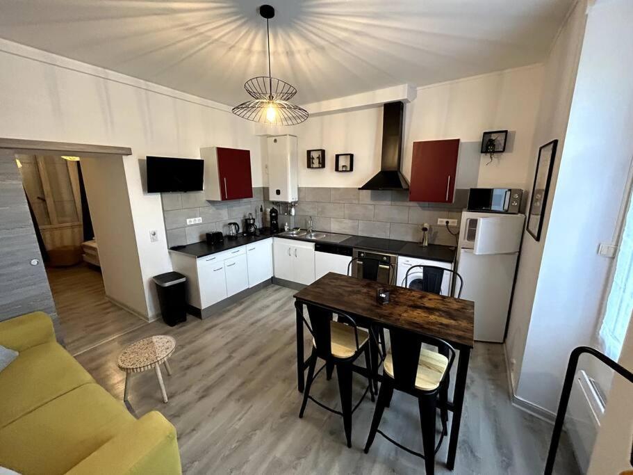 Bienvenue Au Quai 27 Apartment Еперне Екстериор снимка
