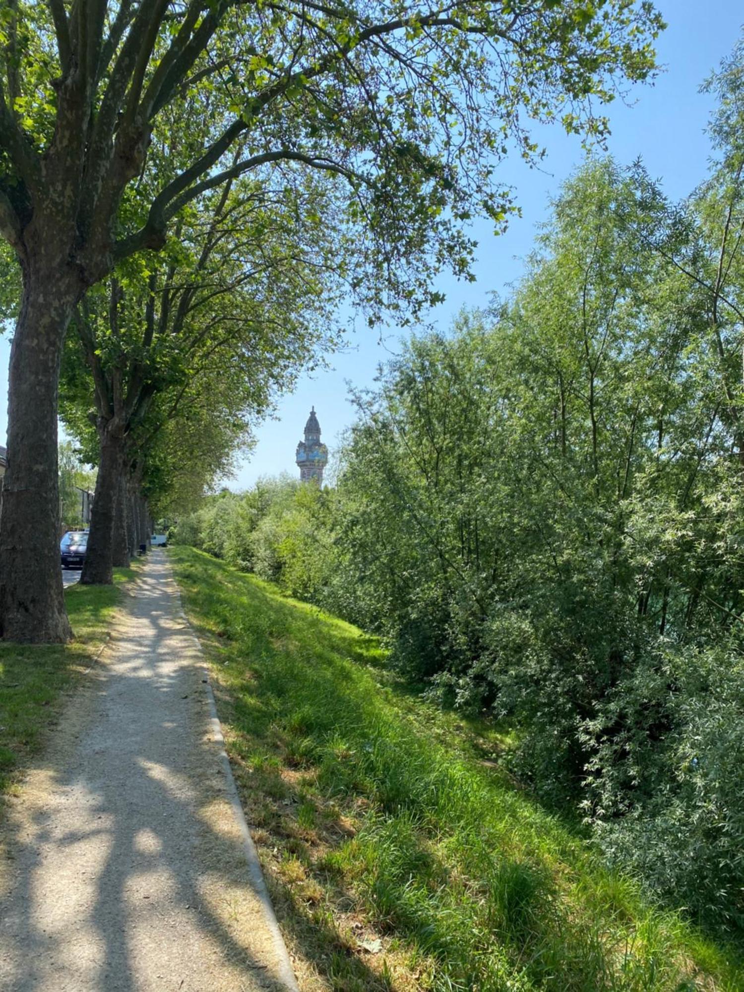 Bienvenue Au Quai 27 Apartment Еперне Екстериор снимка